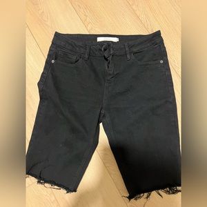Black long cutoff shorts
